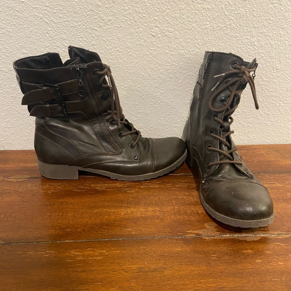 Lace-Up Faux Leather,By Guess, Zipper, Boots Dark Brown,